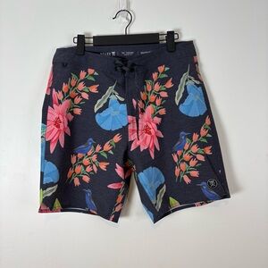 Roark Men's Passage Sierra Madre Board Shorts Size 30 Tropical Floral Print